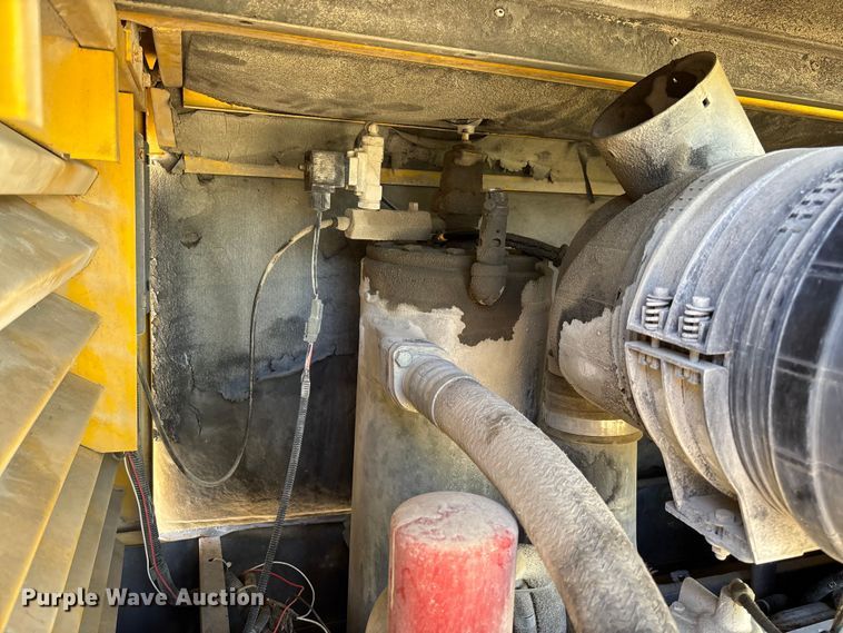 image for item FC5577 2010 Atlas Copco XAS 375 T3 RSC air compressor