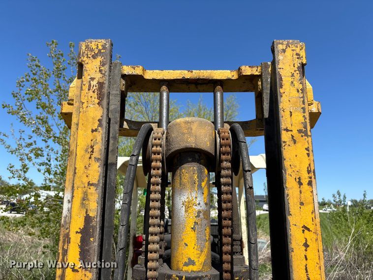image for item FC5578 2016 Yale GP-050-SANFPS forklift