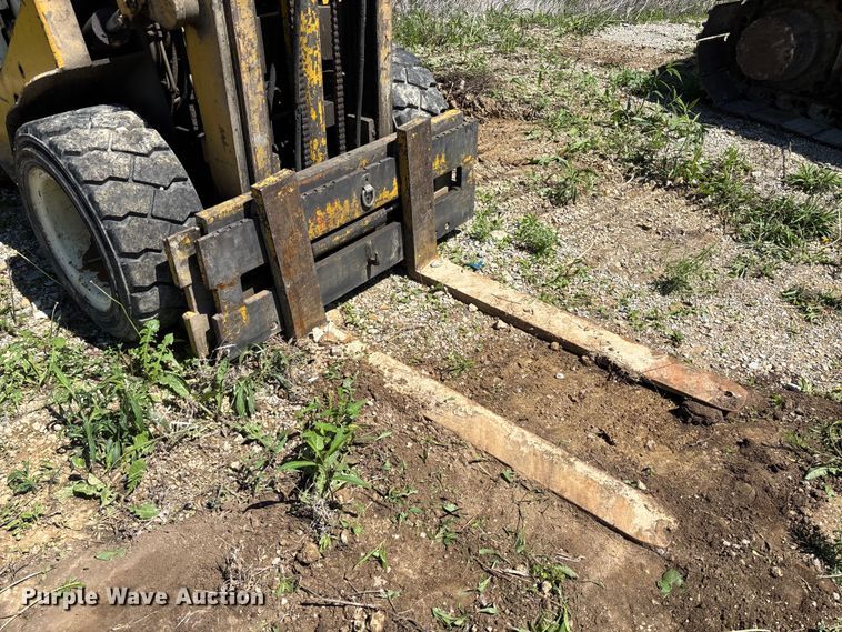 image for item FC5578 2016 Yale GP-050-SANFPS forklift