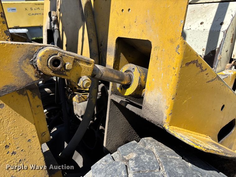 image for item FC5578 2016 Yale GP-050-SANFPS forklift
