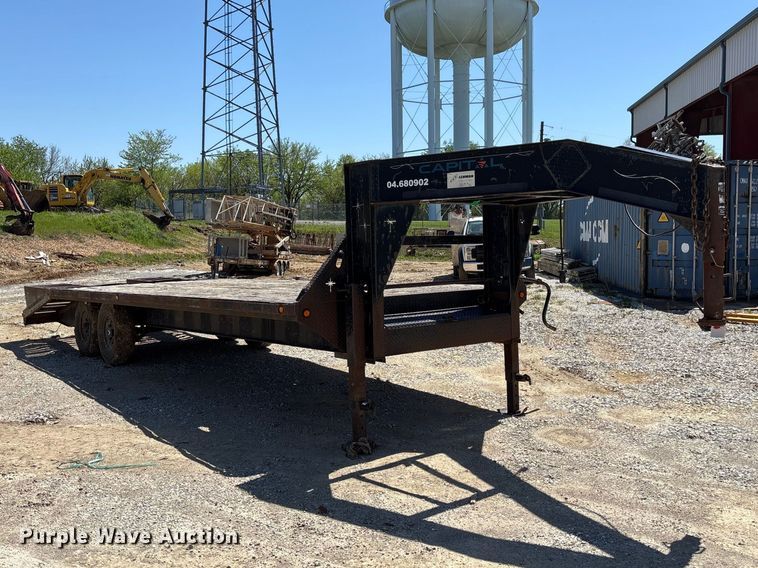 image for item FC5583 2009 Starlite equipment trailer