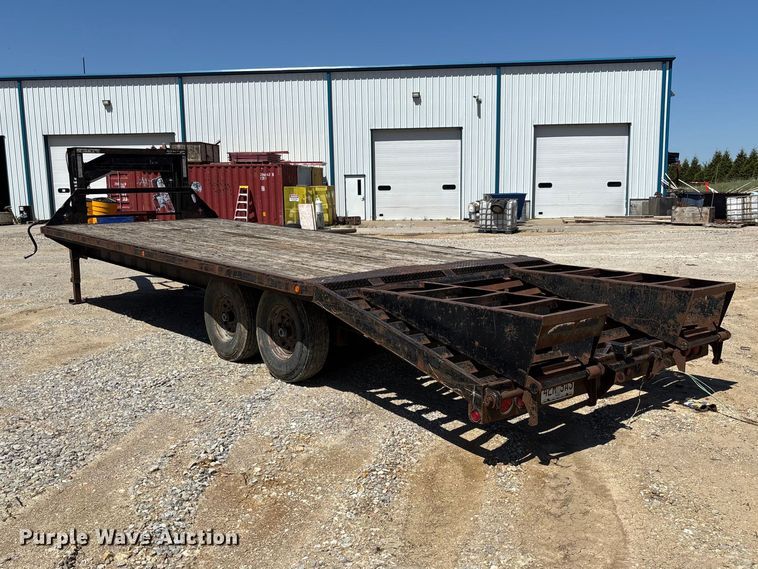 image for item FC5583 2009 Starlite equipment trailer