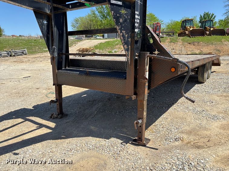 image for item FC5583 2009 Starlite equipment trailer