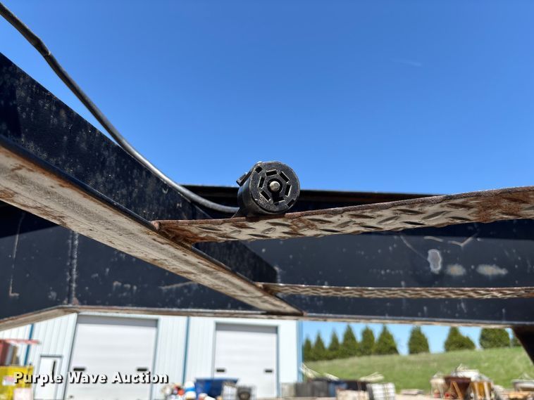 image for item FC5583 2009 Starlite equipment trailer