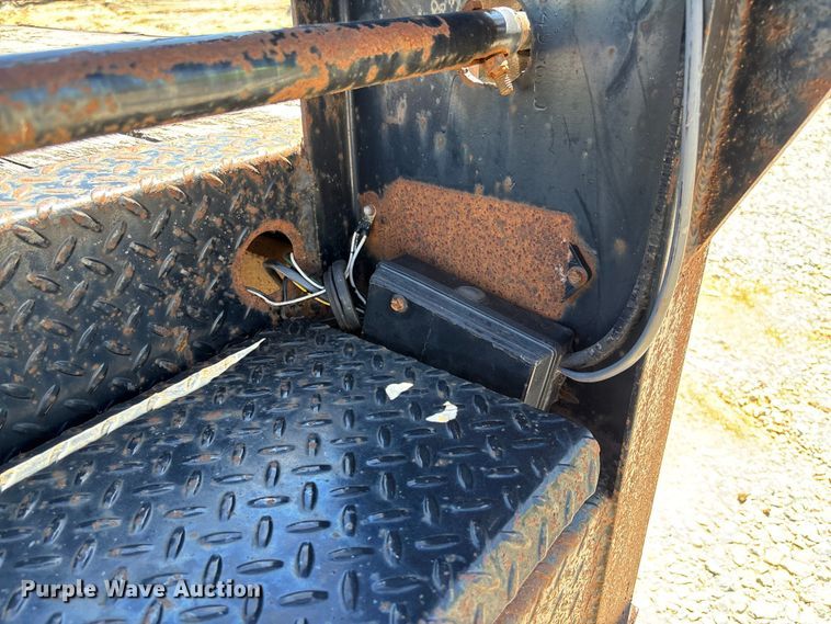 image for item FC5583 2009 Starlite equipment trailer