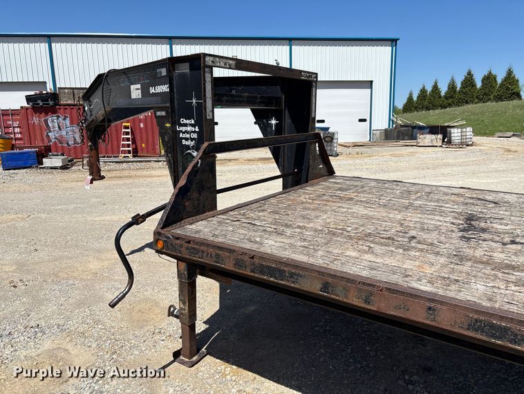 image for item FC5583 2009 Starlite equipment trailer