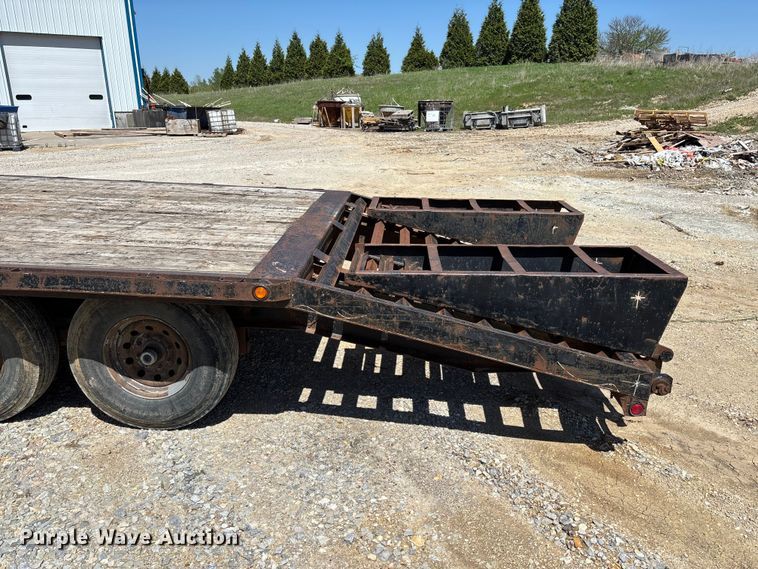 image for item FC5583 2009 Starlite equipment trailer