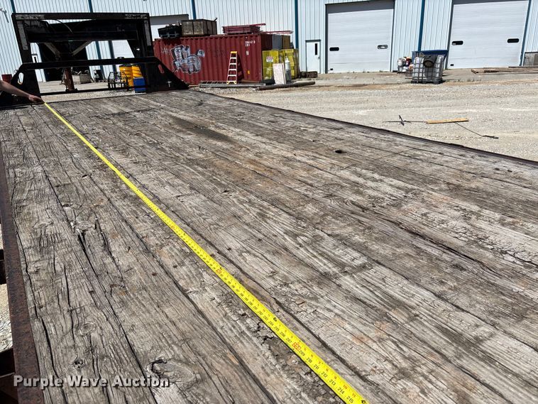 image for item FC5583 2009 Starlite equipment trailer