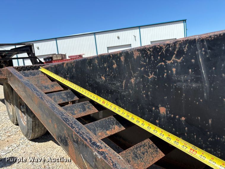 image for item FC5583 2009 Starlite equipment trailer