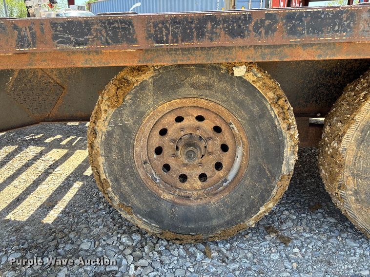 image for item FC5583 2009 Starlite equipment trailer