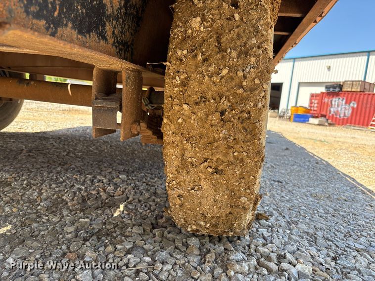 image for item FC5583 2009 Starlite equipment trailer