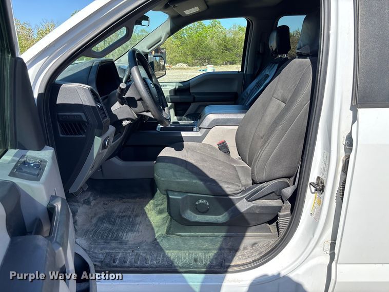 image for item FC5584 2018 Ford F150 Crew Cab pickup truck