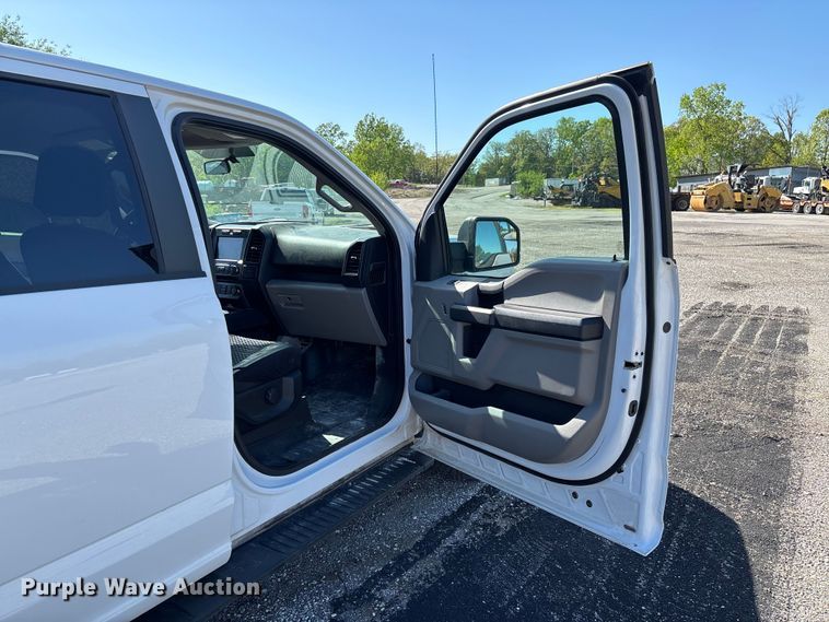image for item FC5584 2018 Ford F150 Crew Cab pickup truck