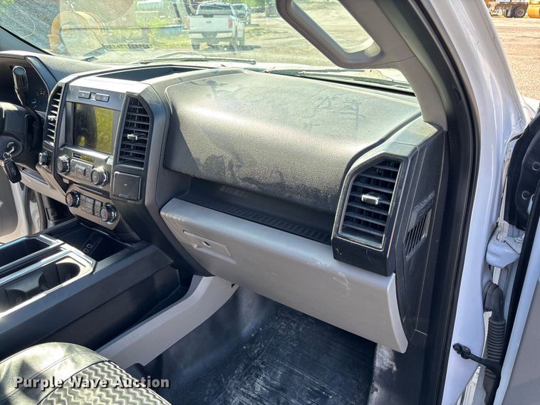 image for item FC5584 2018 Ford F150 Crew Cab pickup truck