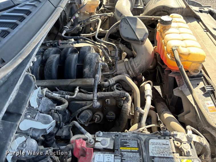 image for item FC5584 2018 Ford F150 Crew Cab pickup truck
