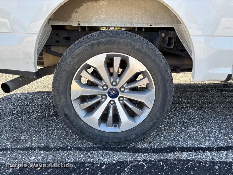 image for item FC5584 2018 Ford F150 Crew Cab pickup truck