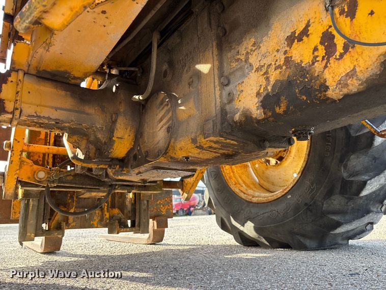image for item FC5587 International 4500B forklift