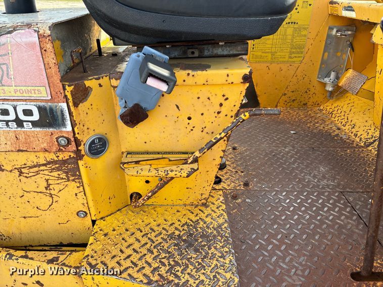 image for item FC5587 International 4500B forklift