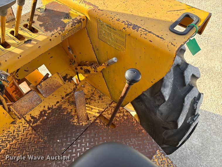 image for item FC5587 International 4500B forklift