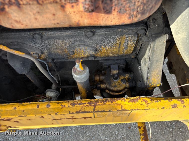 image for item FC5587 International 4500B forklift