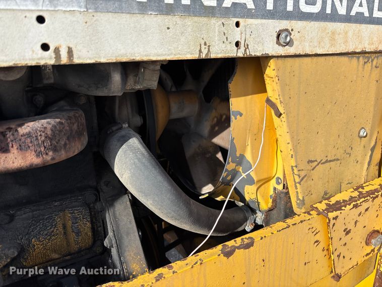 image for item FC5587 International 4500B forklift