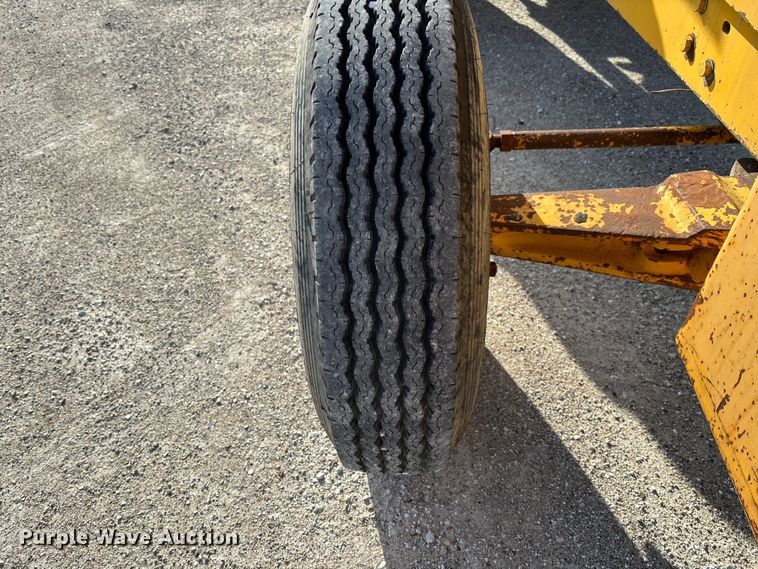 image for item FC5587 International 4500B forklift