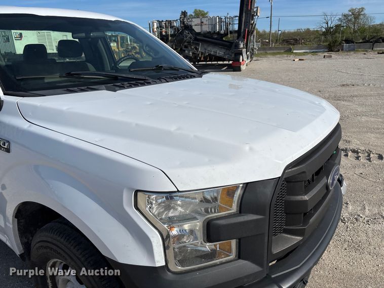 image for item FC5588 2016 Ford F150 XL pickup truck