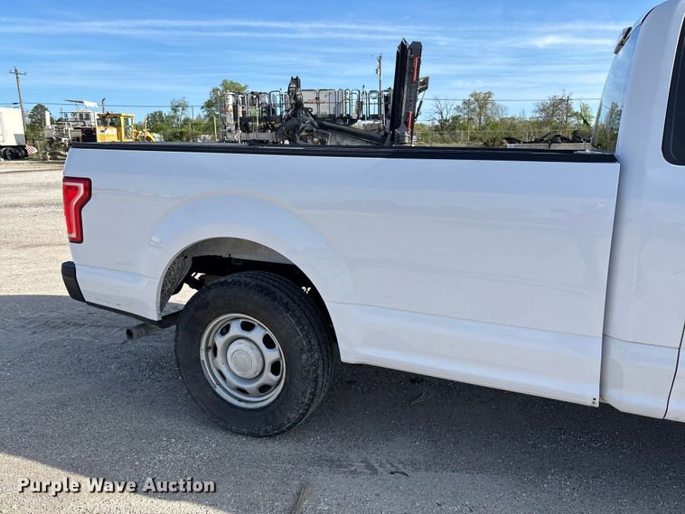 image for item FC5588 2016 Ford F150 XL pickup truck