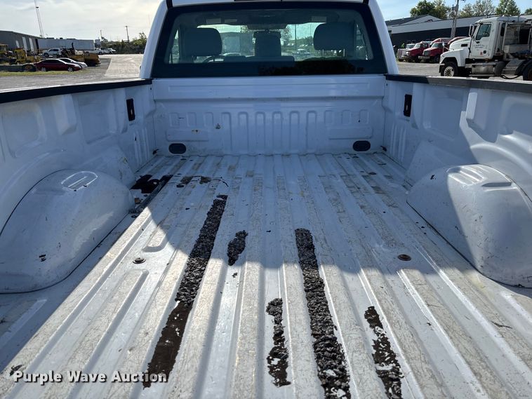 image for item FC5588 2016 Ford F150 XL pickup truck