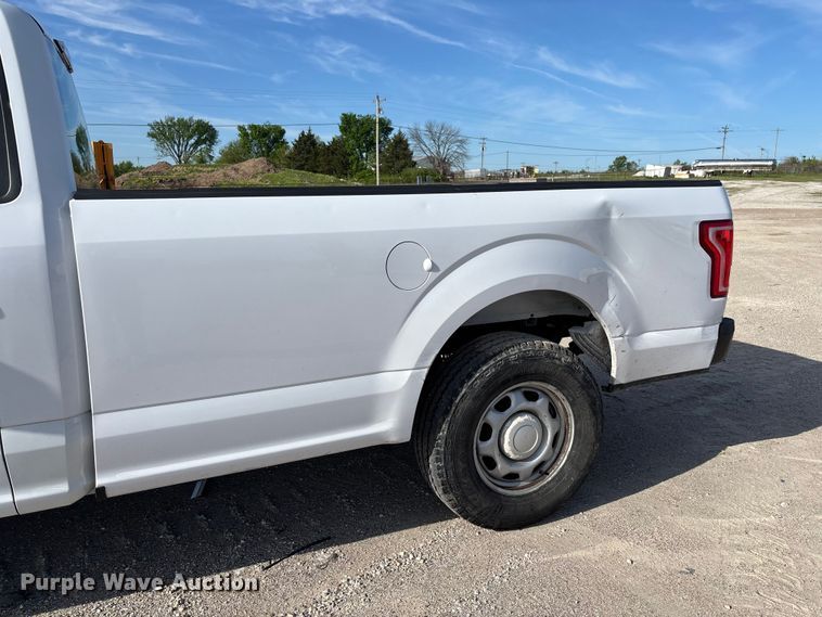 image for item FC5588 2016 Ford F150 XL pickup truck