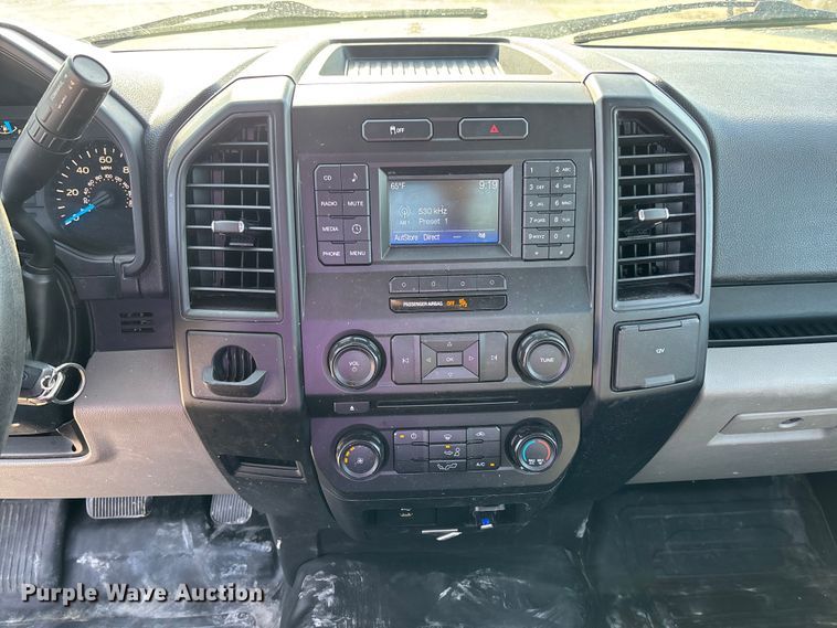 image for item FC5588 2016 Ford F150 XL pickup truck
