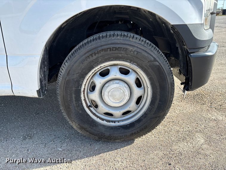 image for item FC5588 2016 Ford F150 XL pickup truck