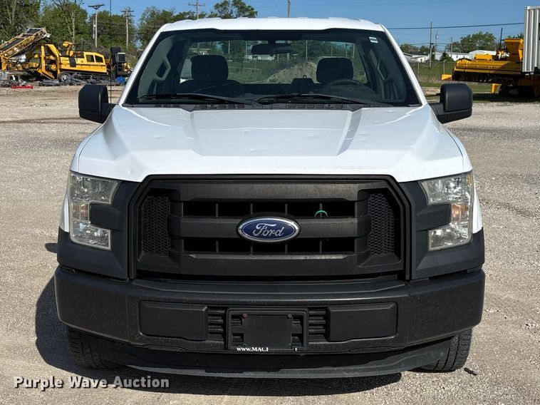 image for item FC5590 2016 Ford F150 XL pickup truck