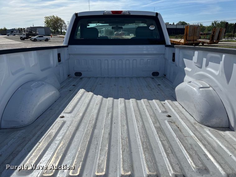 image for item FC5590 2016 Ford F150 XL pickup truck