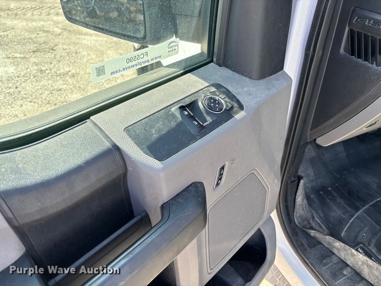 image for item FC5590 2016 Ford F150 XL pickup truck