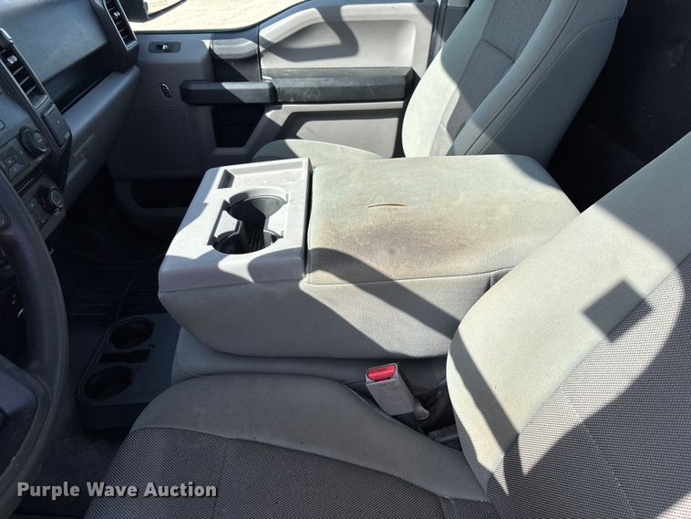 image for item FC5590 2016 Ford F150 XL pickup truck