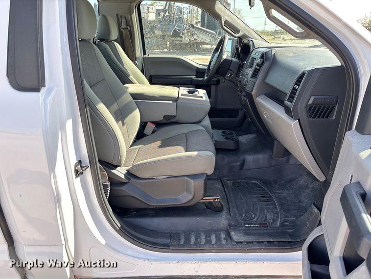 image for item FC5590 2016 Ford F150 XL pickup truck