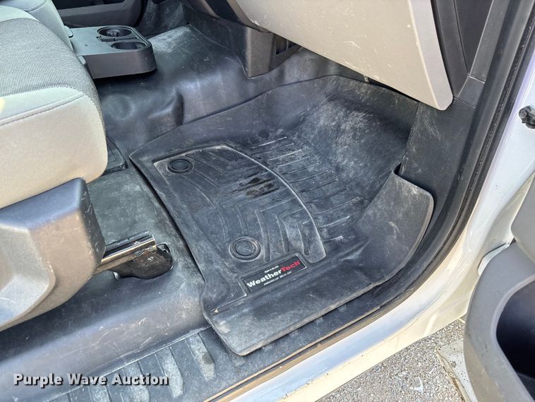image for item FC5590 2016 Ford F150 XL pickup truck