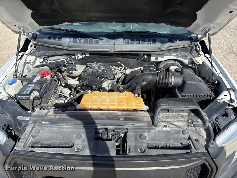 image for item FC5590 2016 Ford F150 XL pickup truck