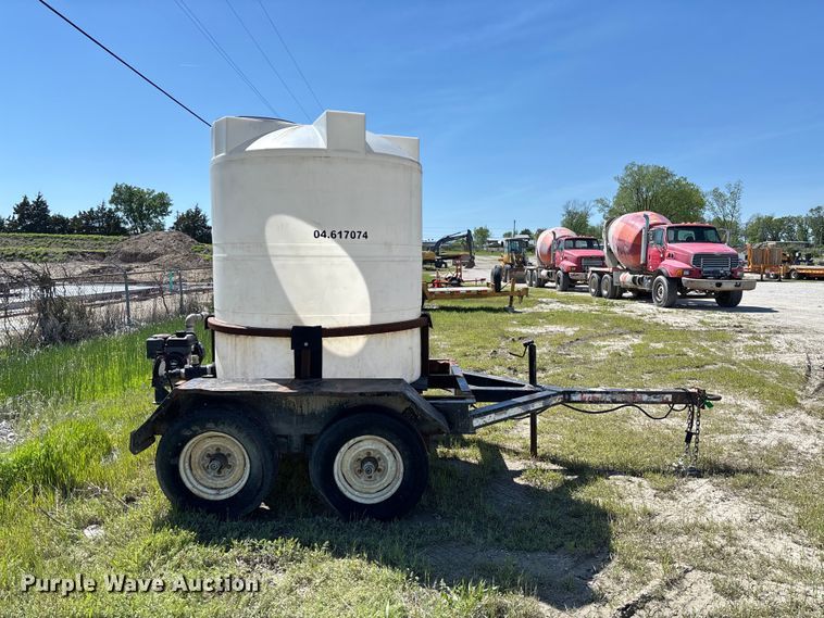 image for item FC5597 1999 Shop built Tank trailer