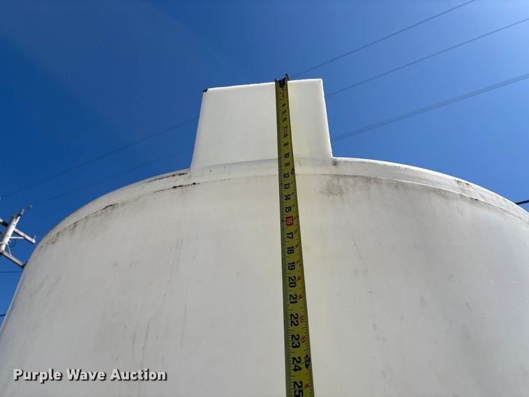 image for item FC5597 1999 Shop built Tank trailer