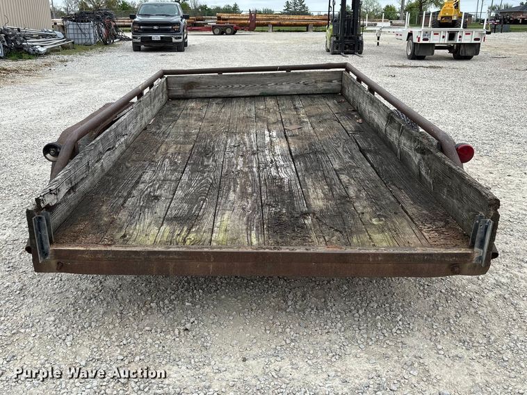 image for item FC5602 1987 Doolittle utility trailer