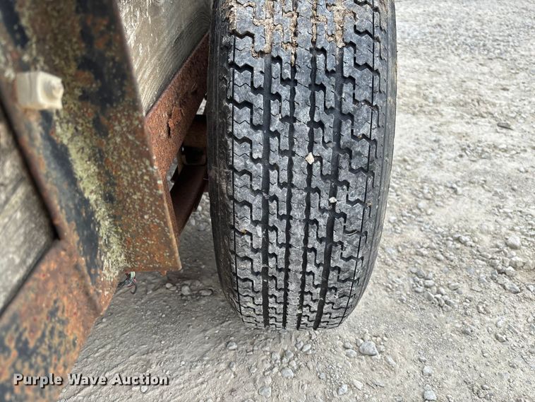 image for item FC5602 1987 Doolittle utility trailer