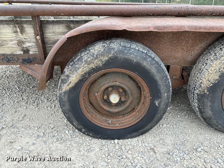 image for item FC5602 1987 Doolittle utility trailer