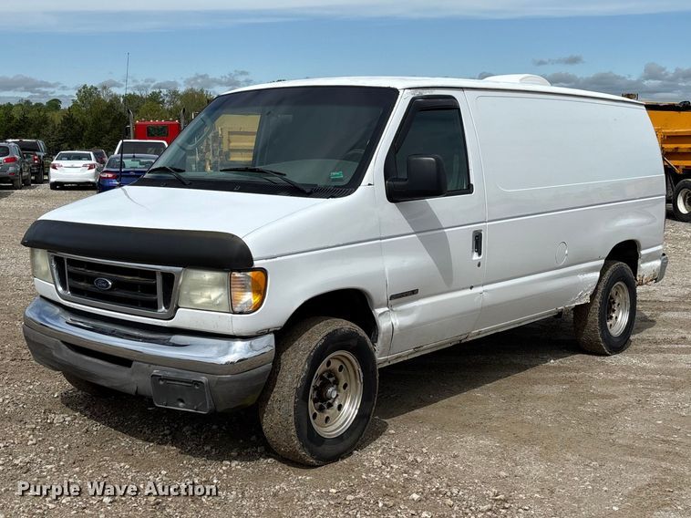 2003 Ford E350 van