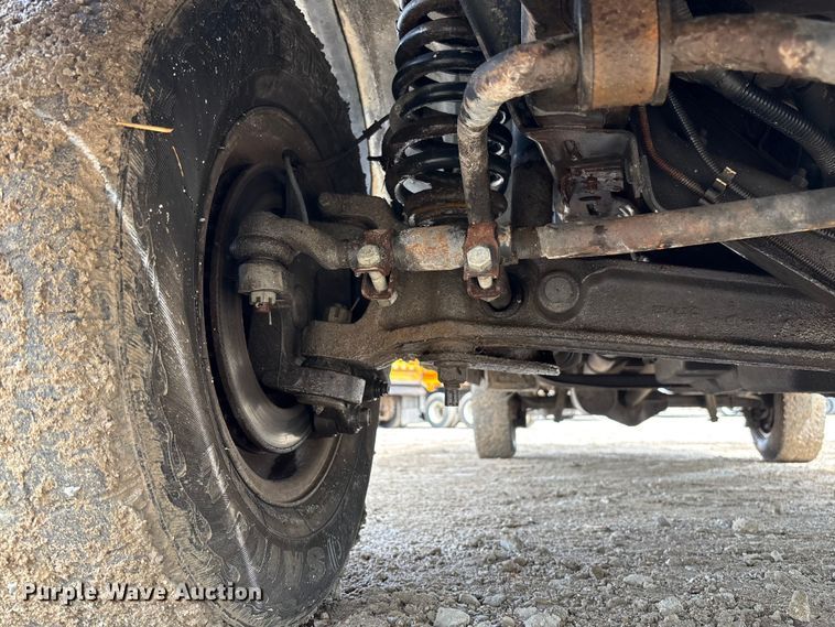 image for item FC5619 2003 Ford E350 van