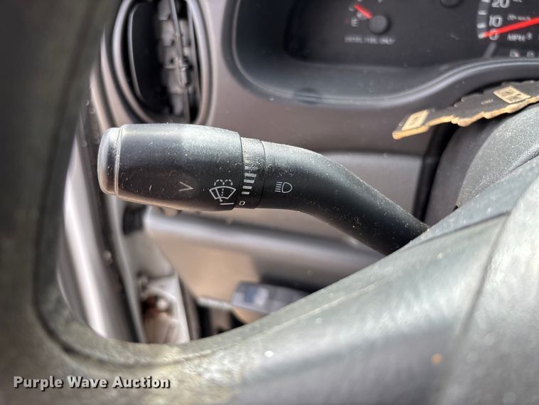 image for item FC5619 2003 Ford E350 van