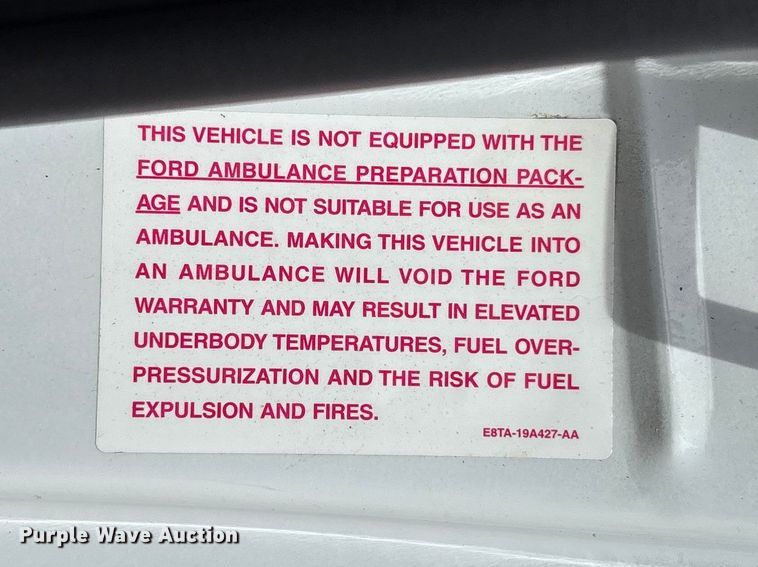 image for item FC5619 2003 Ford E350 van