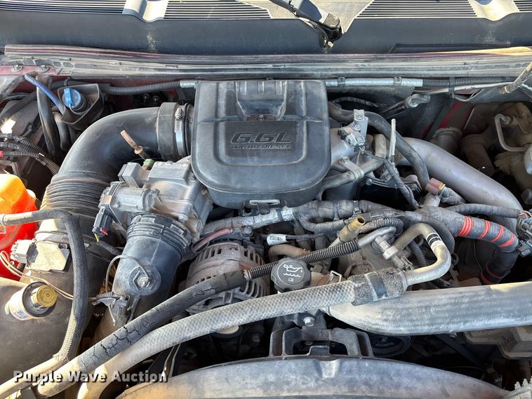 image for item FC5633 2011 Chevrolet Silverado 3500HD Crew Cab pickup truck