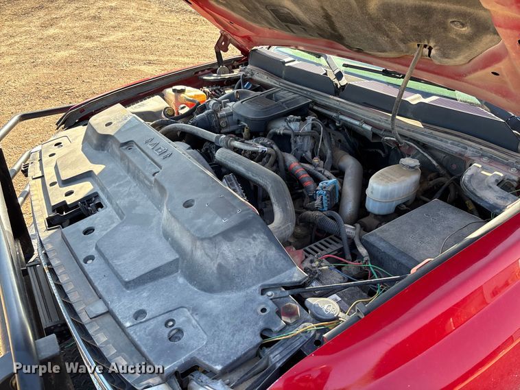 image for item FC5633 2011 Chevrolet Silverado 3500HD Crew Cab pickup truck